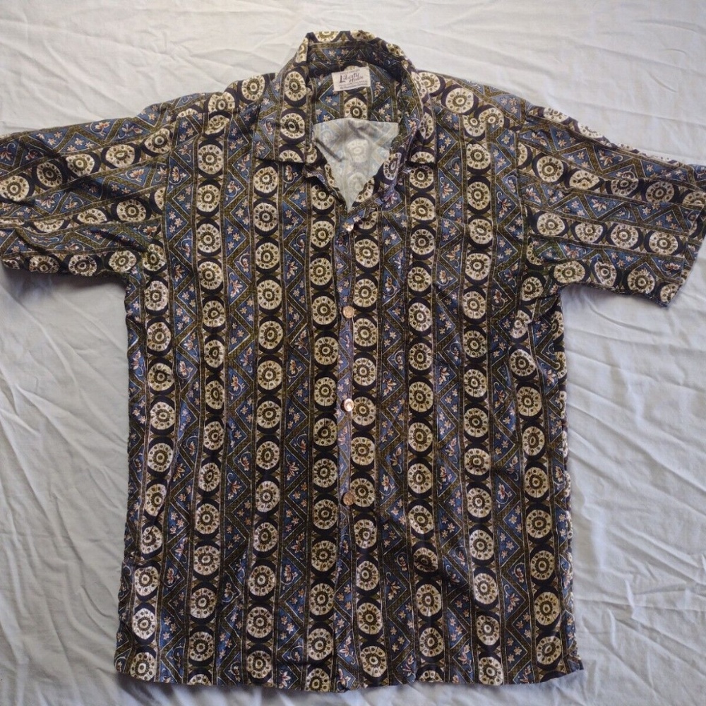 Vintage Made In Hawaii Liberty House Hawaiian Casuals Aloha Shirt Kailua M